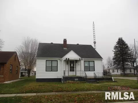 158 E 3rd St, Oglesby, IL 61348