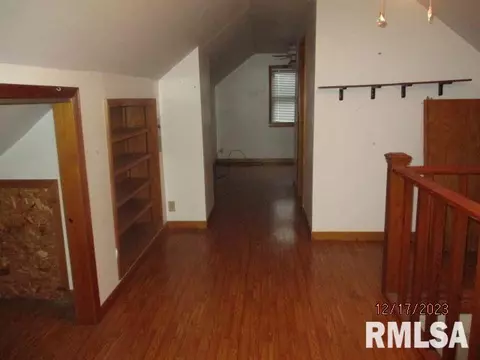 158 E 3rd St, Oglesby, IL 61348 photo 14