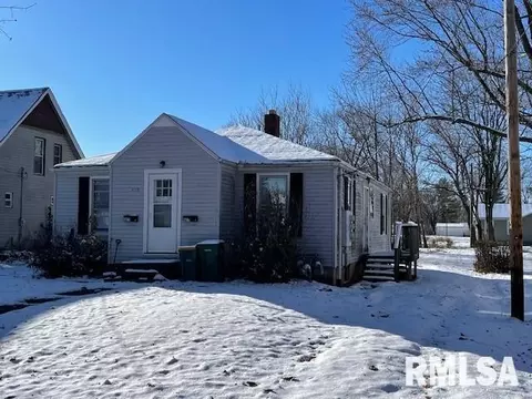 410 N Monroe St, Macomb, IL 61455 photo 3