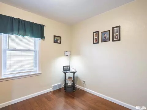 320 Barbara Rd, Pekin, IL 61554 photo 31