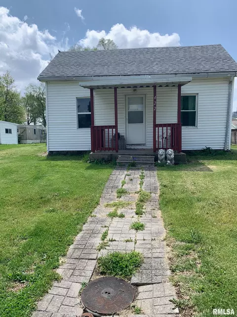 422 W Barnes St, Bushnell, IL 61422