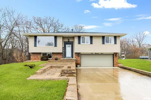 207 Concord Ave, East Peoria, IL 61611