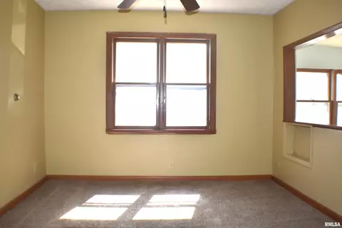 Bedroom - 707 E Ash St, Canton, IL 61520 photo 7 of 7