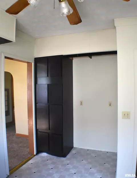 Other - 707 E Ash St, Canton, IL 61520 photo 1 of 2