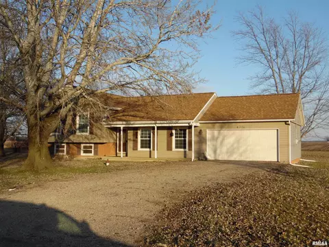 8720 S Shryock Rd, Glasford, IL 61533