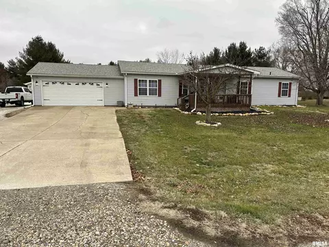228 Falcon Dr, Green Valley, IL 61534