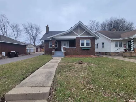 712 W Maywood Ave, Peoria, IL 61604