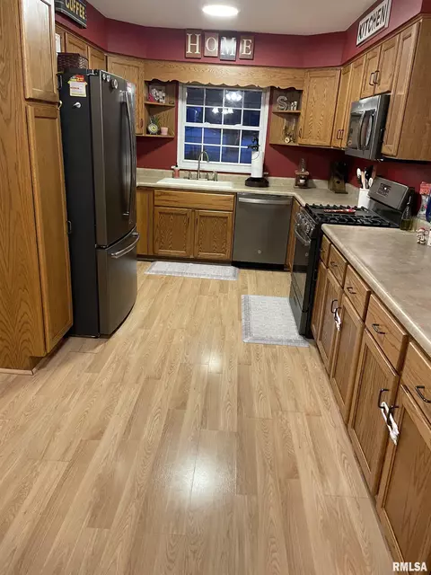 126 E Clinton St, Brimfield, IL 61517 photo 13