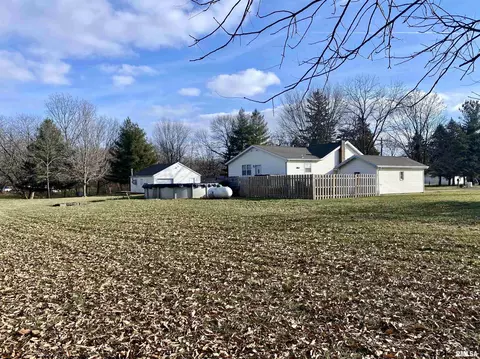 29266 E Big Barn Rd, Canton, IL 61520 photo 5