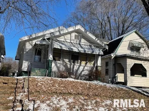 636 Haungs, Peoria, IL 61603