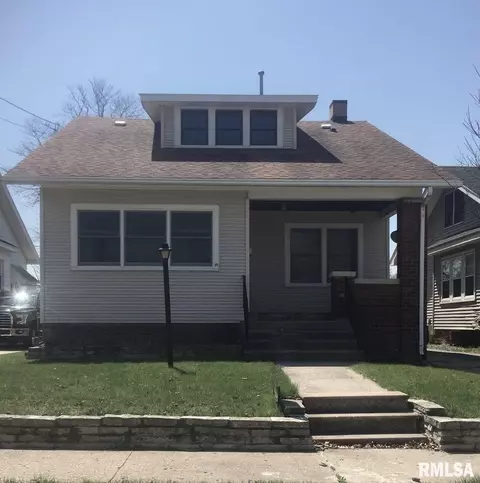 816 W Gift Ave, Peoria, IL 61604