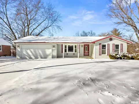 121 Indian Cir, East Peoria, IL 61611