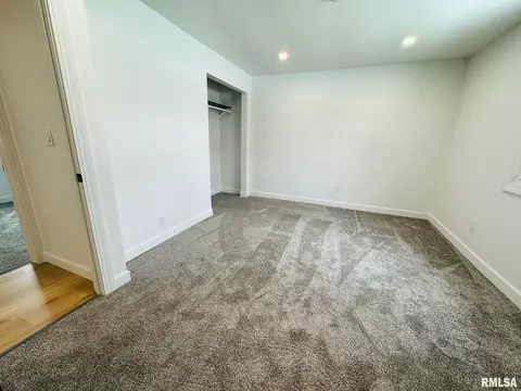 408 Hurst Dr, Macomb, IL 61455 photo 12