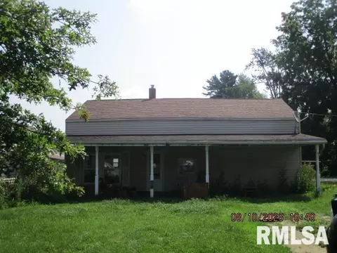 607 Lincoln Ave, Saint David, IL 61563