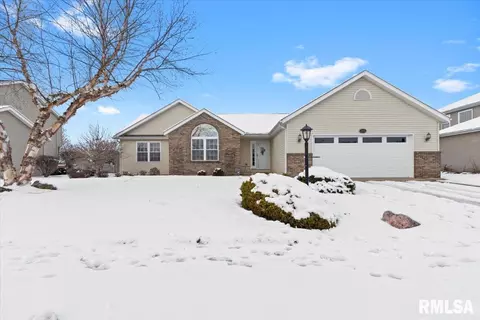 1275 Glenwood Ave, Metamora, IL 61548