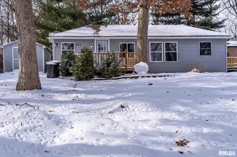371 Bessler Lake Dr, Groveland, IL 61535