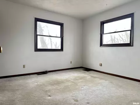7668 E Manito Rd, Manito, IL 61546 photo 18