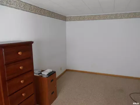 120 S Monroe St, Macomb, IL 61455 photo 5
