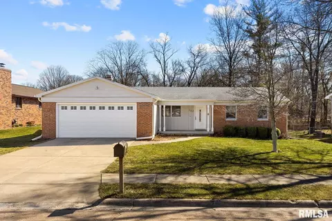 107 Cedar Ave, Morton, IL 61550