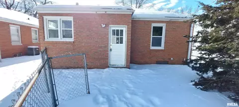 815 E Willcox Ave, Peoria, IL 61603 photo 24