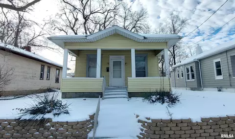 1020 E Frye Ave, Peoria, IL 61603