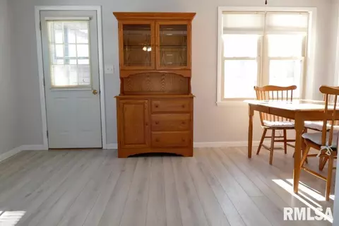 Dining - 5520 E Main St, Chillicothe, IL 61523 photo 1 of 2