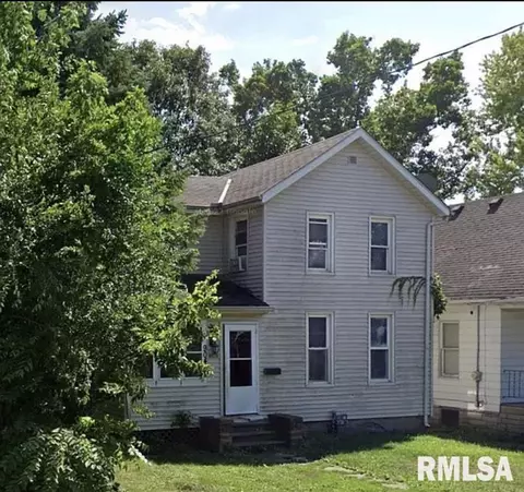 904 W Virginia Ave, Peoria, IL 61604