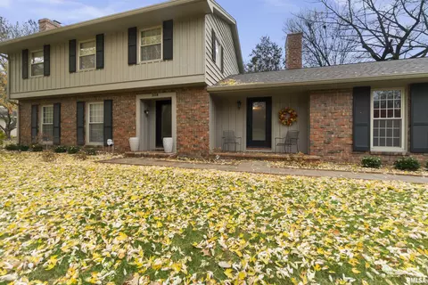 228 W Morningside Dr, Peoria, IL 61614
