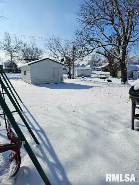 1230 Laurel St, Hamilton, IL 62341 photo 7