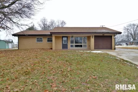 4416 S Silvis Rd, Bartonville, IL 61607