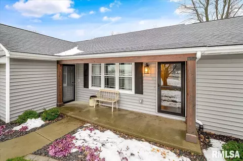 1228 W Progress St, Metamora, IL 61548