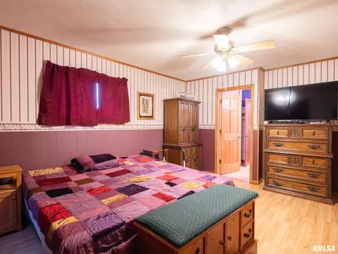 19842 Cedar Bluff Rd, Delavan, IL 61734 photo 42