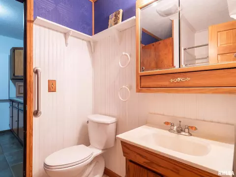 19842 Cedar Bluff Rd, Delavan, IL 61734 photo 38