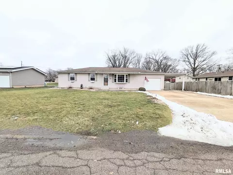 507 Whippoorwill Dr, Washington, IL 61571