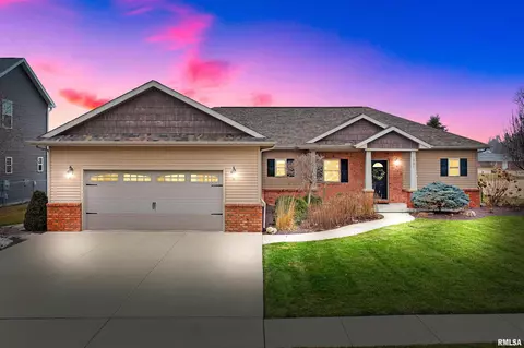 1501 S Missouri Ave, Morton, IL 61550