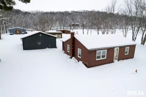 14508 78th Ave W, Taylor Ridge, IL 61284