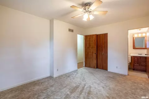 1607 Summit Dr, Pekin, IL 61554 photo 16