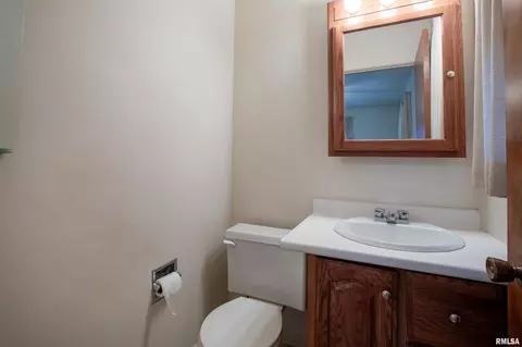 1607 Summit Dr, Pekin, IL 61554 photo 17