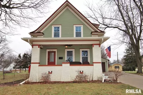 815 N Locust St, Minonk, IL 61760