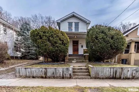 2412 N Dechman Ave, Peoria, IL 61603