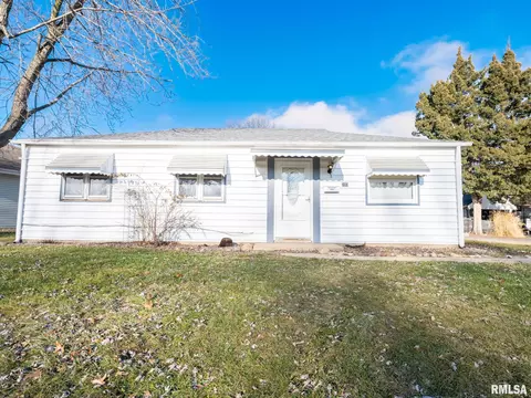 203 Kaskaskia Rd, Marquette Heights, IL 61554