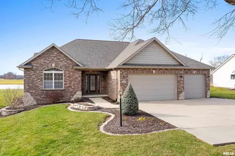 5019 S Cameron Ln, Mapleton, IL 61547