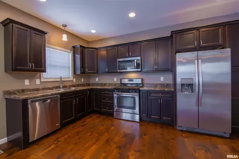 1433 Eagle Ave, Washington, IL 61571 photo 14