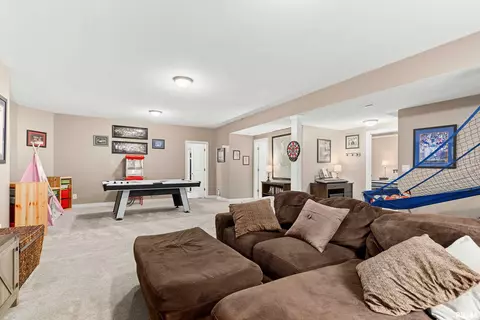 709 S Sara Ct, Dunlap, IL 61525 photo 37