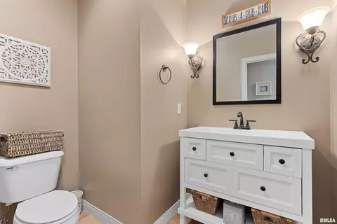 709 S Sara Ct, Dunlap, IL 61525 photo 22