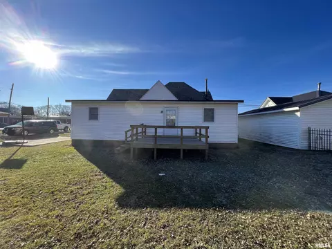 662 E Washington St, Cuba, IL 61427 photo 5
