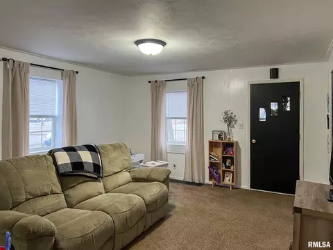 1234 N 2nd St, Chillicothe, IL 61523 photo 7