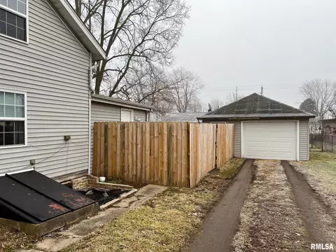 1234 N 2nd St, Chillicothe, IL 61523 photo 24
