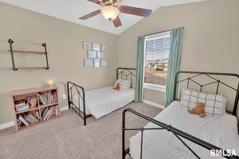 Bedroom - 1400 Jadens Way, Washington, IL 61571 photo 4 of 9