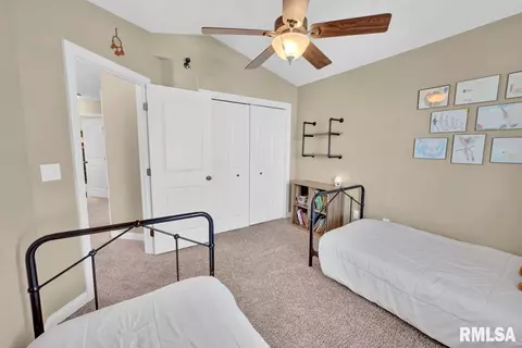 Bedroom - 1400 Jadens Way, Washington, IL 61571 photo 6 of 9